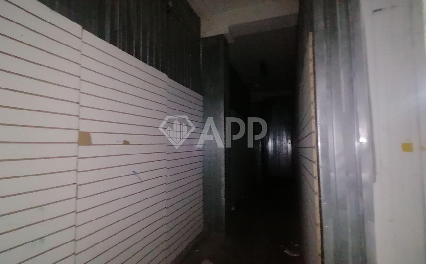 Площадь свободного назначения/торговля/развлекательный центр фото