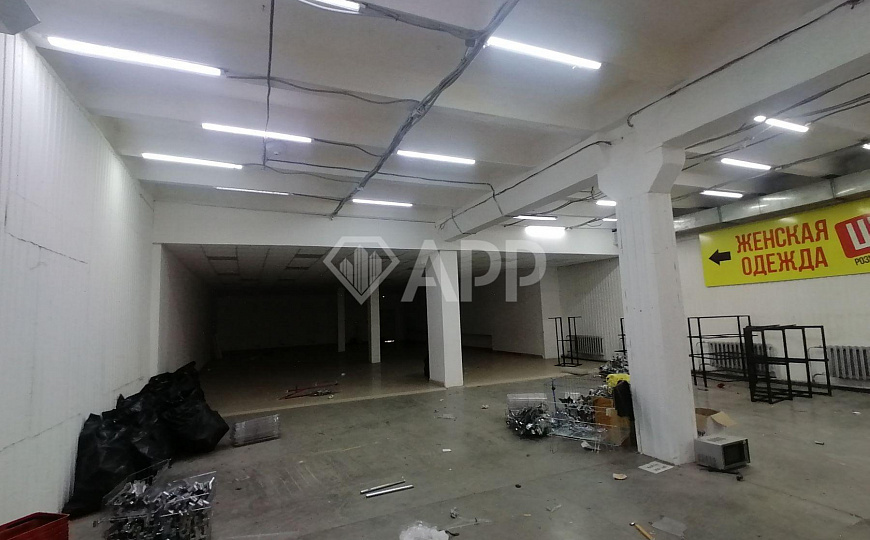 Площадь свободного назначения/торговля/развлекательный центр фото