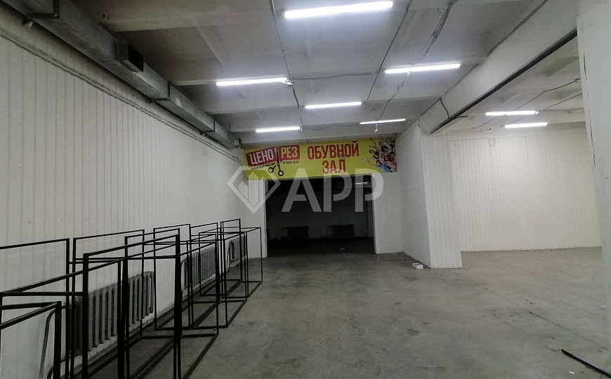 Площадь свободного назначения/торговля/развлекательный центр фото