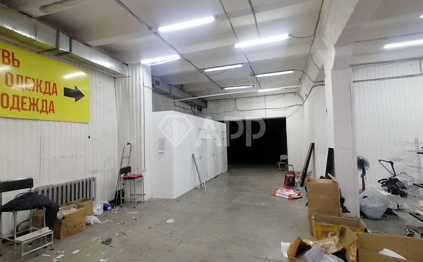 Площадь свободного назначения/торговля/развлекательный центр фото