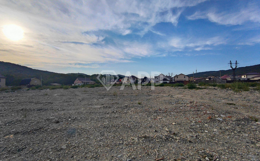 Продам земельный участок, 2,2 гектар фото