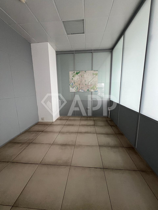 Сдам помещение свободного назначения, 64 м². От 16 до 80 м².  фото