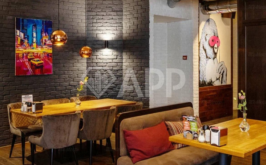 Под ресторан, магазин, услуги на трафике фото