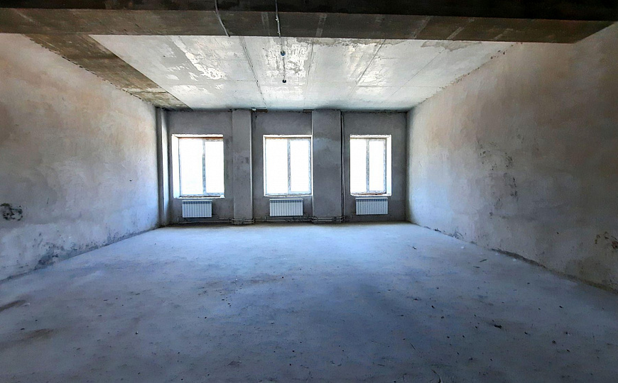 Отдельно стоящее здание с парковкой, 2 400 м² фото