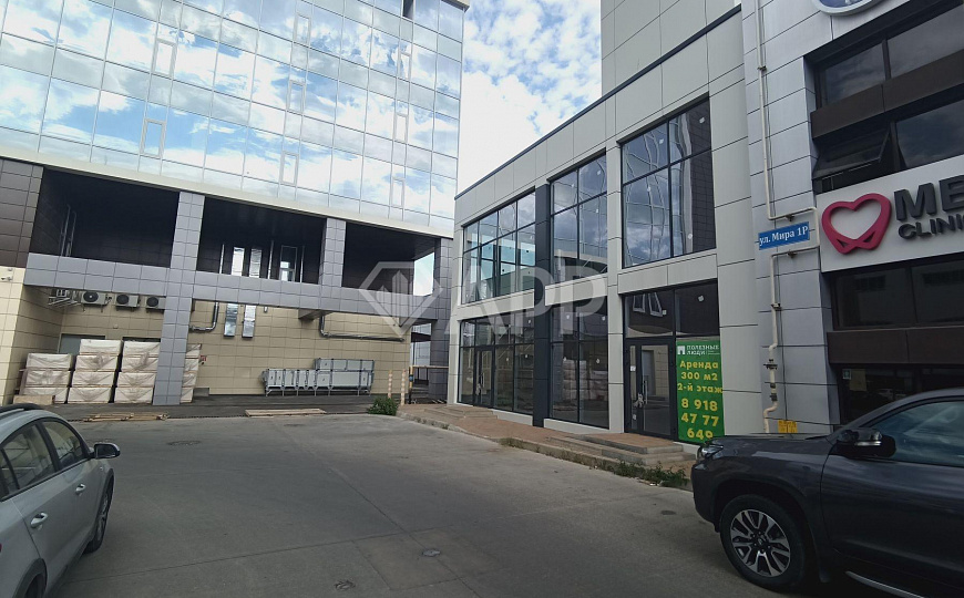 Сдам офисное помещение, 347 м² фото