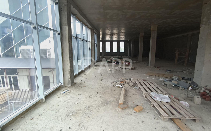 Сдам офисное помещение, 347 м² фото