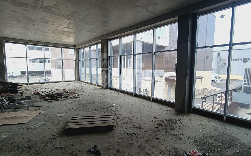 Сдам офисное помещение, 347 м² фото