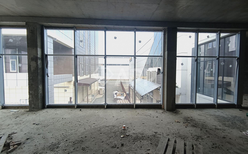 Сдам офисное помещение, 347 м² фото