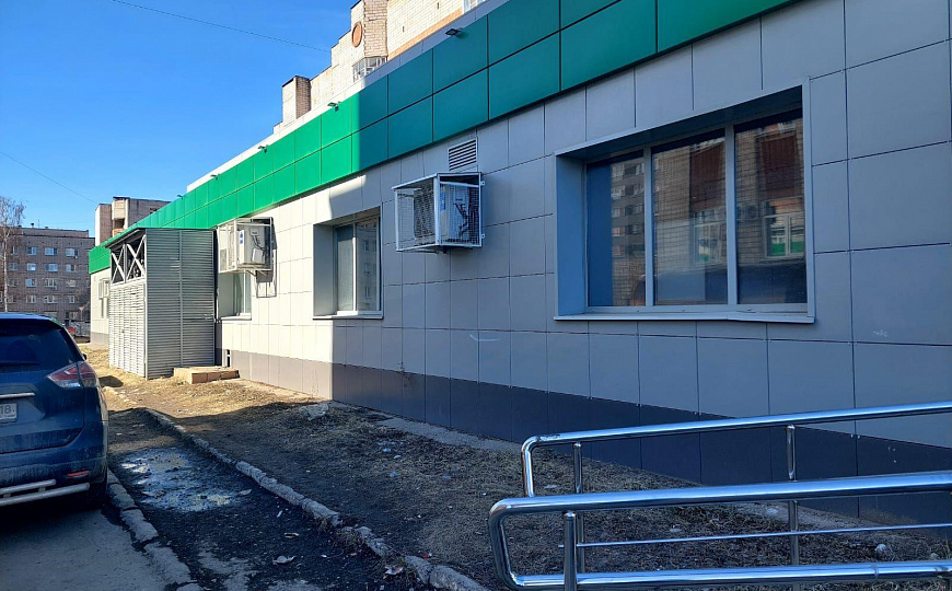 Помещения в цоколе 32 и 34.3м2 фото