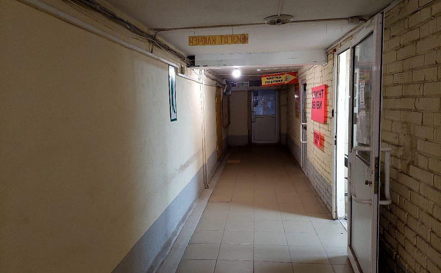 Помещения в цоколе 32 и 34.3м2 фото