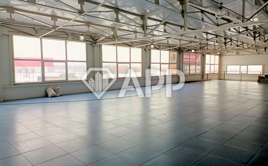 Помещение свободного назначения, 700 м² фото