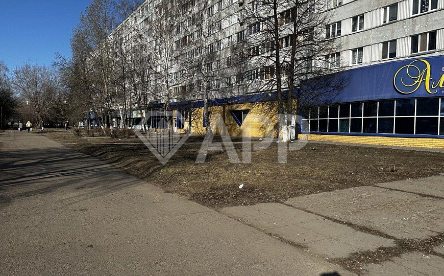 Аренда торговое помещение, 300 м² фото