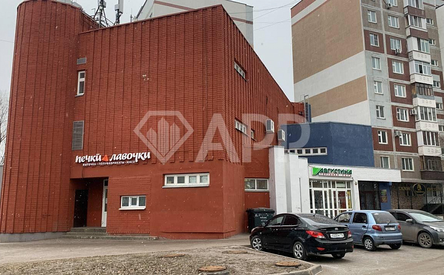 Продам здание с участком фото