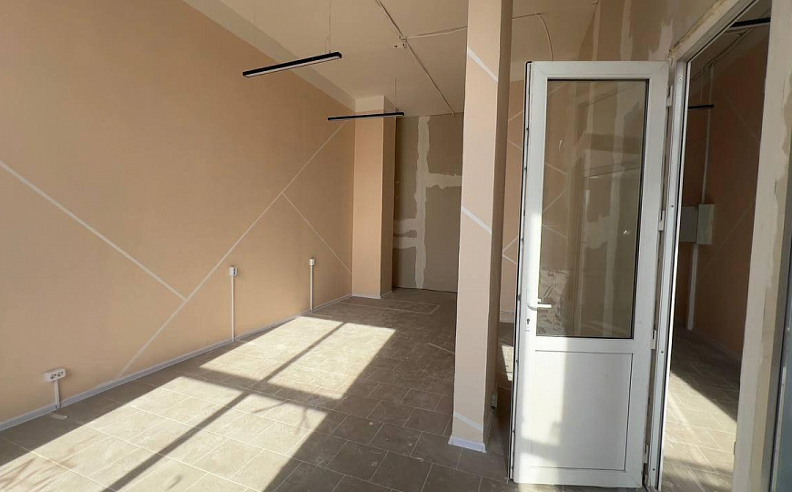 Сдам торговое помещение, 40 м² фото