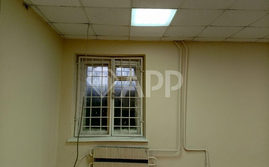 Торговое помещение на трафике фото