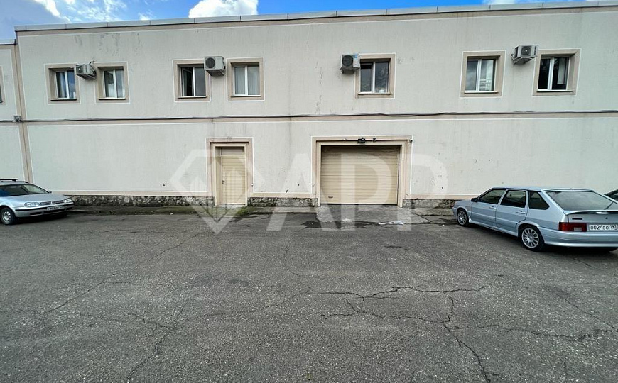 Сдам помещение свободного назначения, 342 м² фото