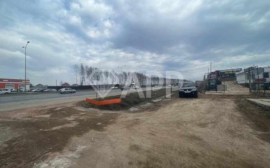 Аренда земельного участка на 1-й линии вдоль автомагистрали. фото