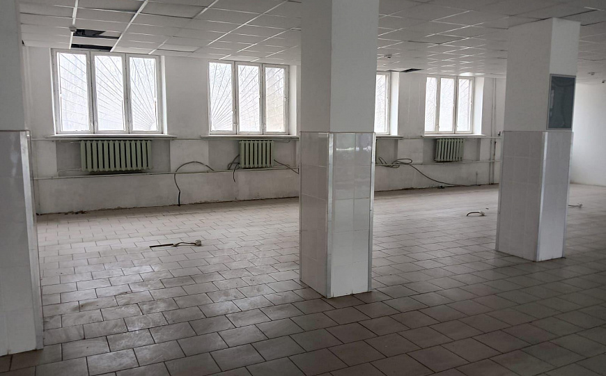 Помещение с витринами, магазин, офис, услуги, 273 м² фото