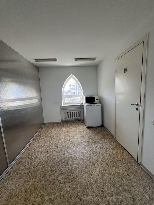 Продается двухэтажное здание 683м2 на 9 просеке фото