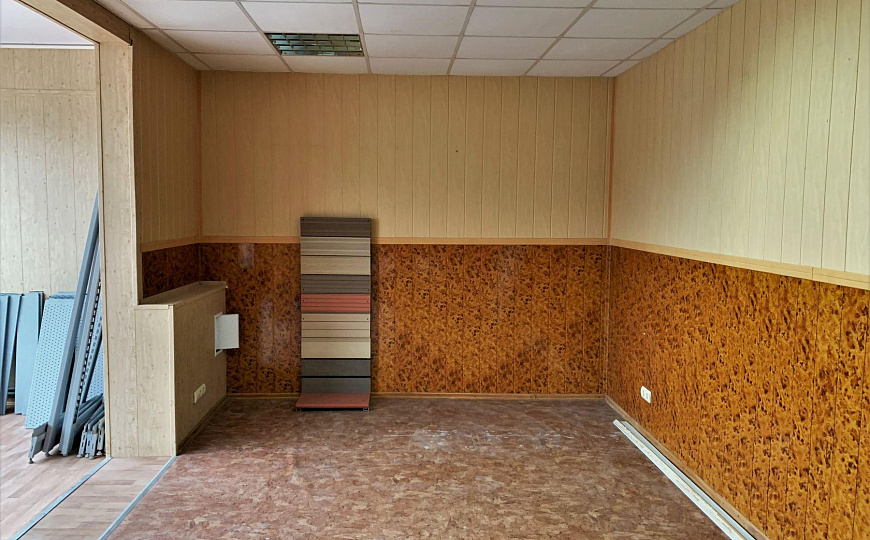 Склад. Район авторынка. 220 м² фото