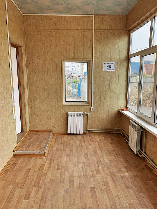 Склад. Район авторынка. 220 м² фото