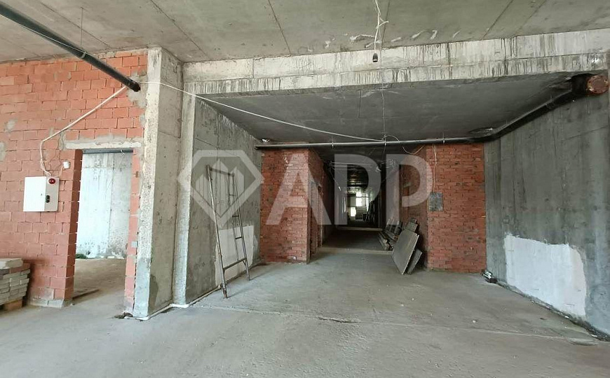 Здание (гостиница) 4300 м² в центре  фото