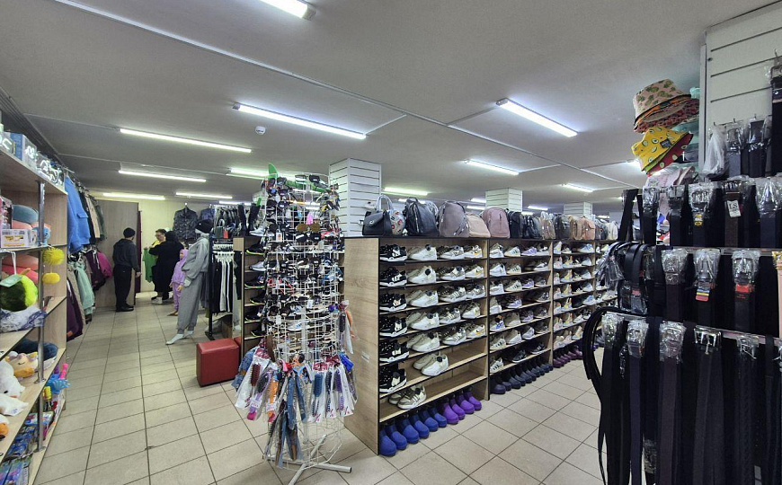 Сдам цокольное помещение 330 кв.м. с высоким трафиком, 1 линия фото