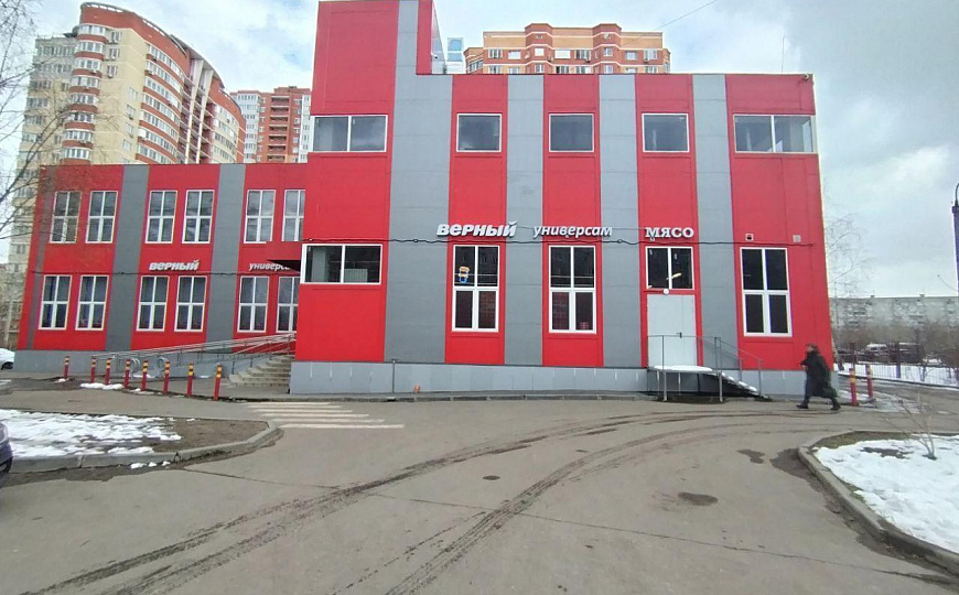 Сдам 490 м² с подъёмником фото