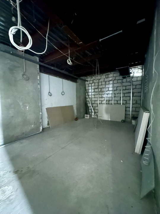 Сдам торговое помещение, 1 207,2 м² фото