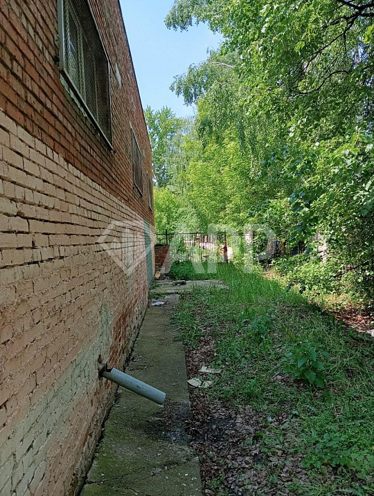 Продается здание 160м2 с участком  фото