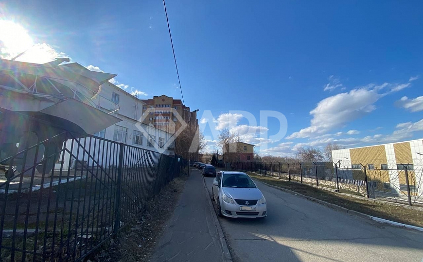 Отдельно стоящее здание 328,7м² с видом на центр города фото