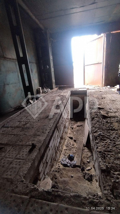 Земля и здание промназначения фото