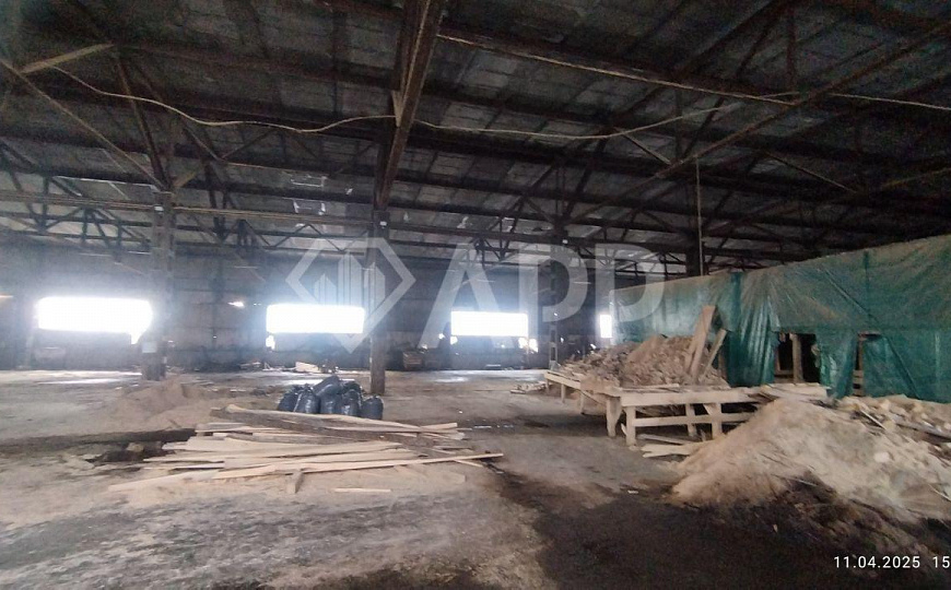 Земля и здание промназначения фото