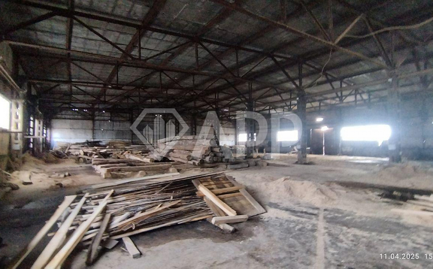 Земля и здание промназначения фото