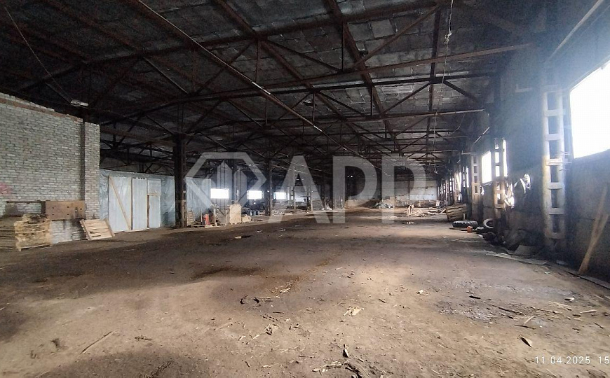 Земля и здание промназначения фото