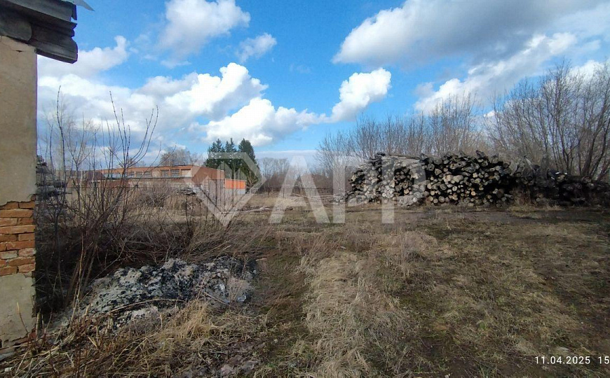 Земля и здание промназначения фото