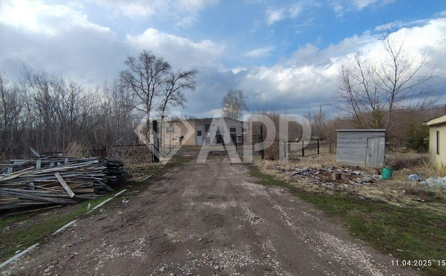 Земля и здание промназначения фото