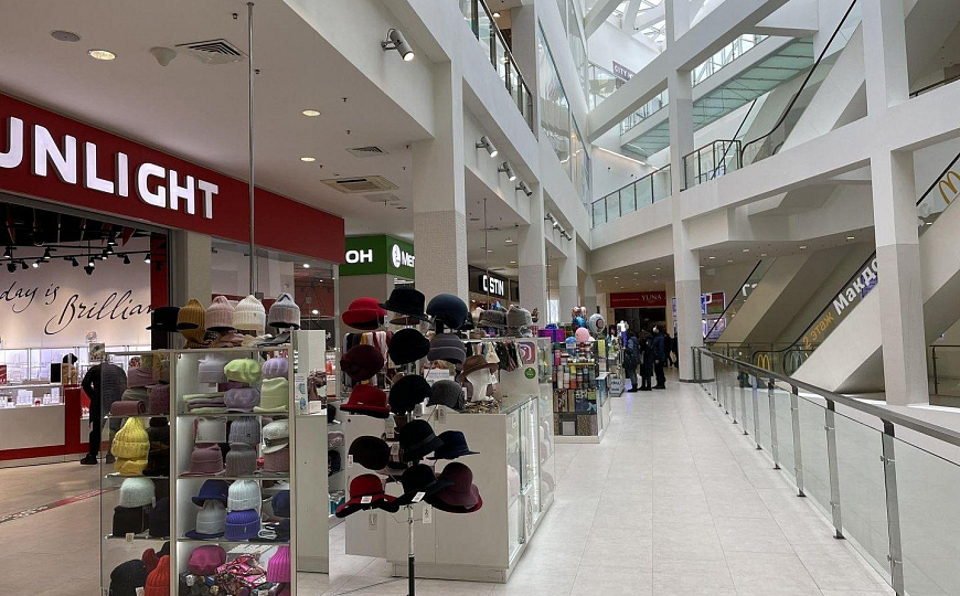 Сдам 1 этаж в ТЦ Парк Плаза, 259 м² фото