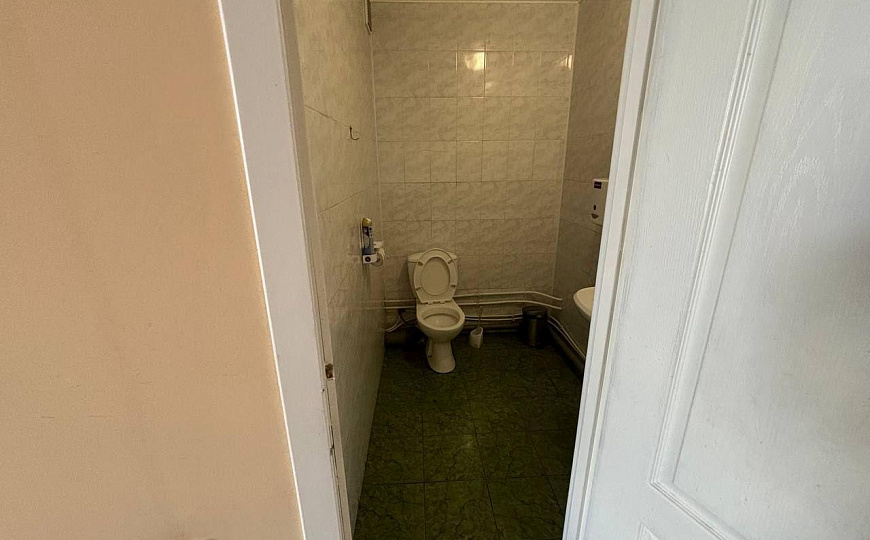 Торговое помещение, 450 м2 фото