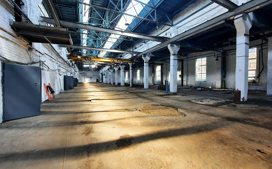 База 7 500 м² фото