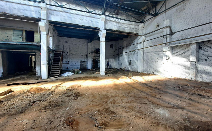 База 7 500 м² фото