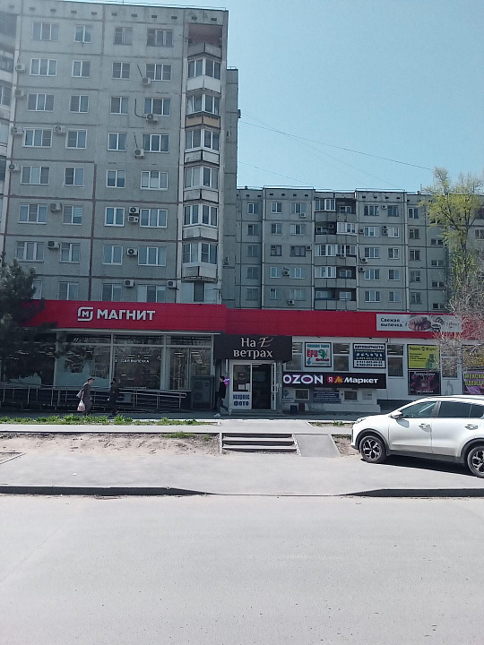 Помещение в торговом комплексе на Семи Ветрах 50 кв.м фото