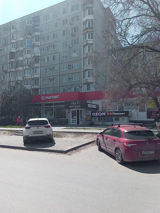 Помещение в торговом комплексе на Семи Ветрах 50 кв.м фото