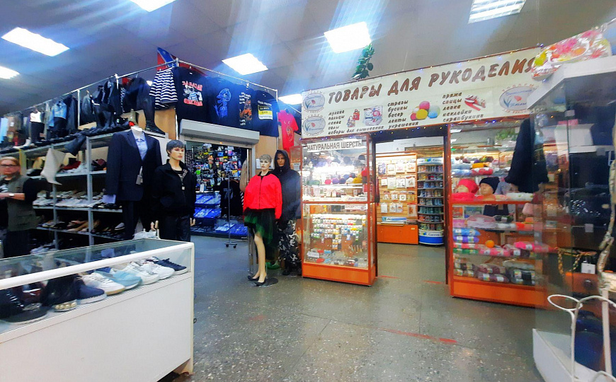  Торговый центр, 1 300 м² фото