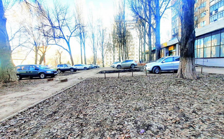  Торговый центр, 1 300 м² фото