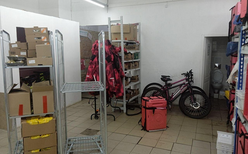 Продам помещение с арендатором  фото
