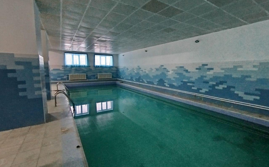 Гостиница с банным комплексом 734 м2 фото