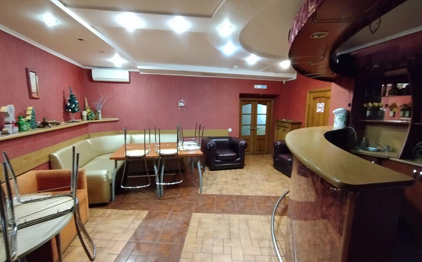 Гостиница с банным комплексом 734 м2 фото