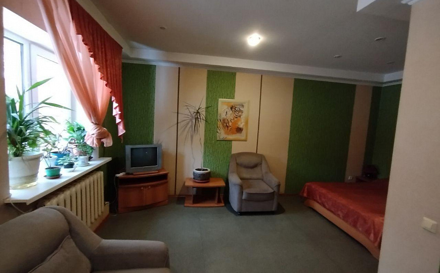 Гостиница с банным комплексом 734 м2 фото