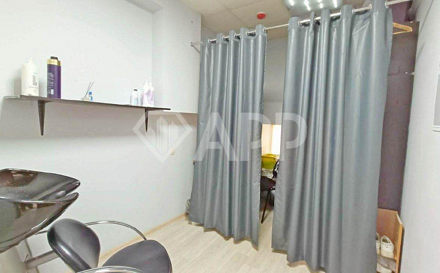 Помещение 236м²,  на трафике! фото